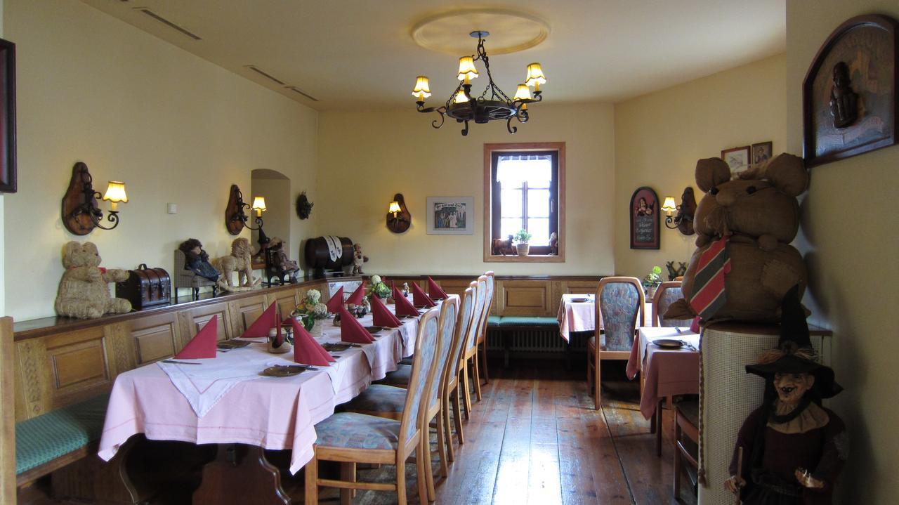 Hotel Zum Schwarzen Baer Hermsdorf  Extérieur photo