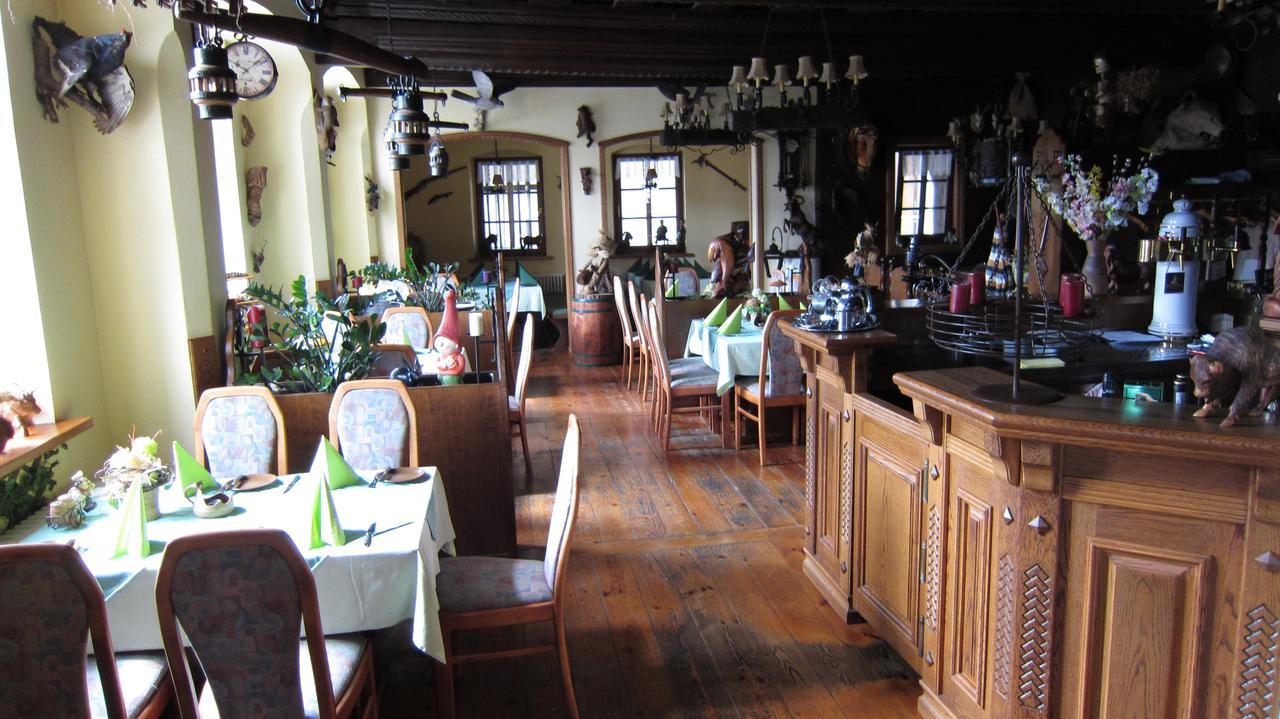 Hotel Zum Schwarzen Baer Hermsdorf  Extérieur photo